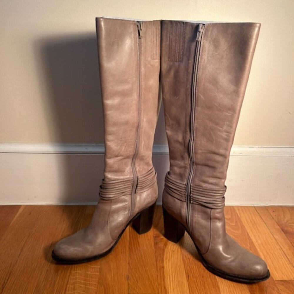 boots - Picture 2 of 4